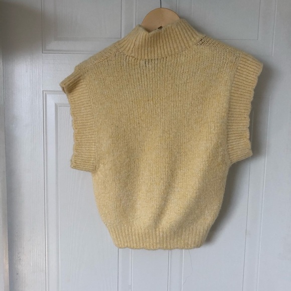 Zara Yellow Knit Sleeveless Shirt - Picture 4 of 8